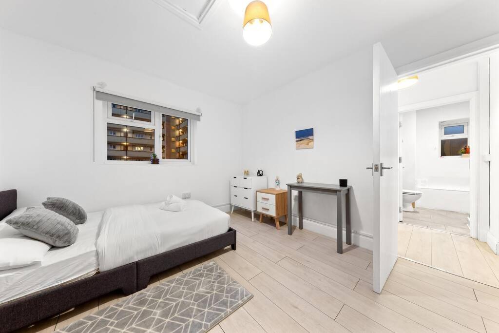Holiday Home Near Kings Cross Sleep 12 Sp7 London Eksteriør bilde
